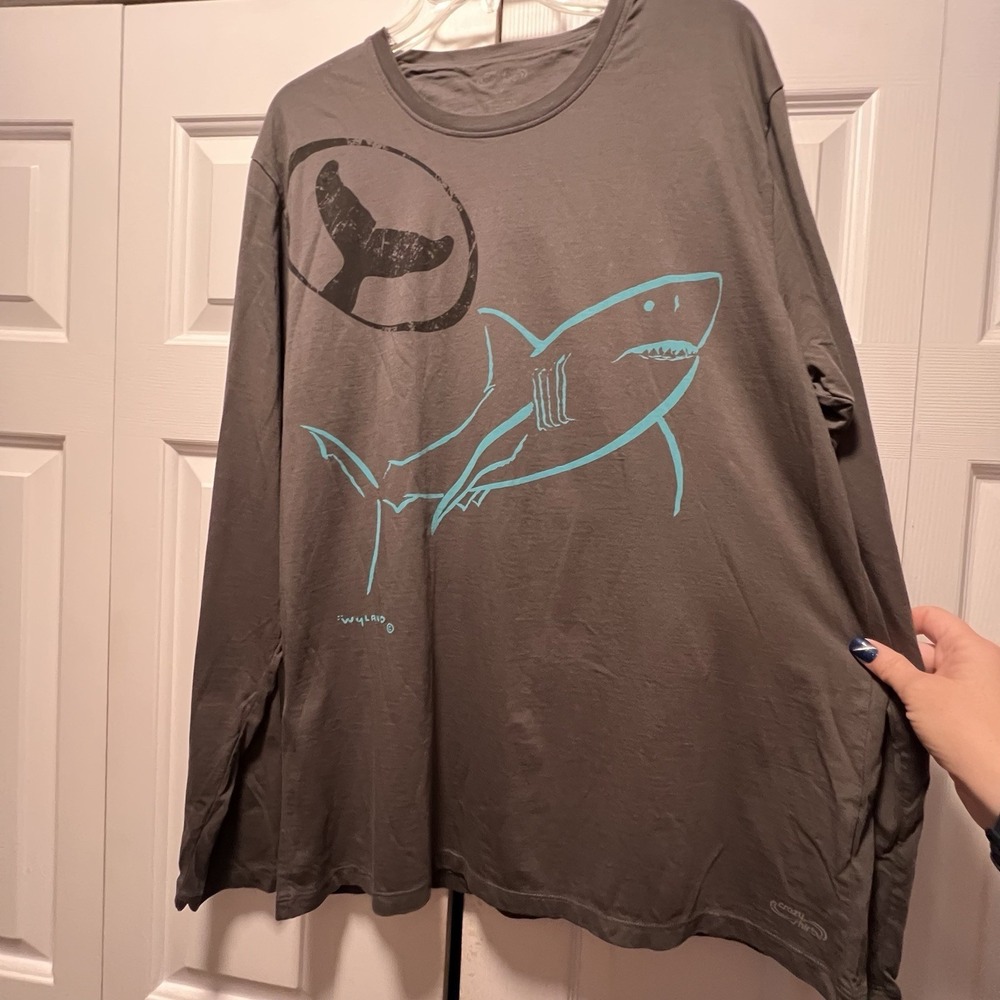 Crazy Shirts Wyland Gray Long Sleeve Great White Shark XL Pima Cotton Shirt